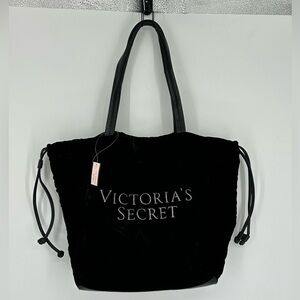 NWT* $58. Victorias Secret Shoulder Purse Tote/ Travel Black Crushed Velvet Bag